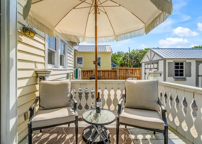 Guest house In Downtown Historic Pensacola